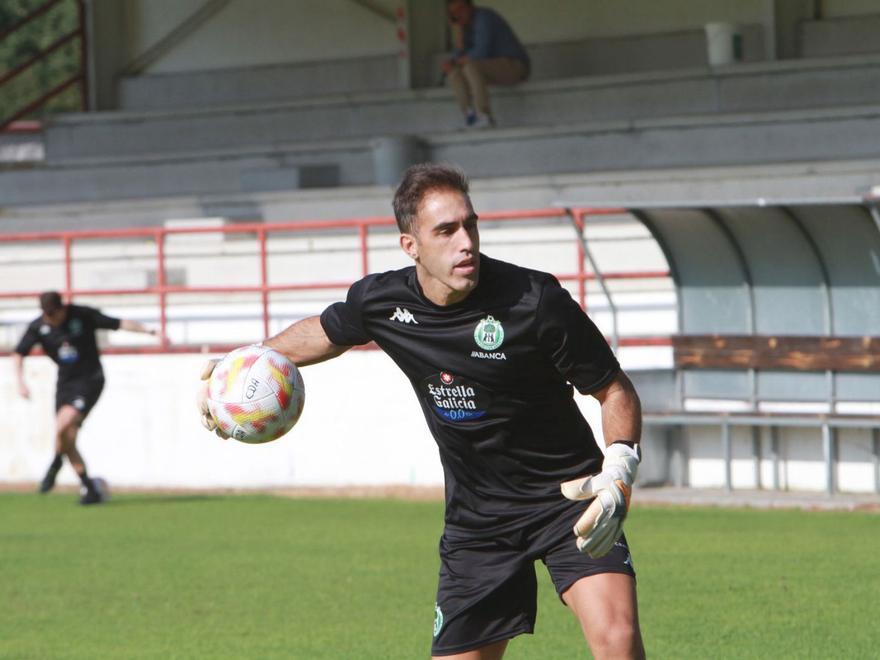 Diego Rivas asume el reto de la portería en Riazor