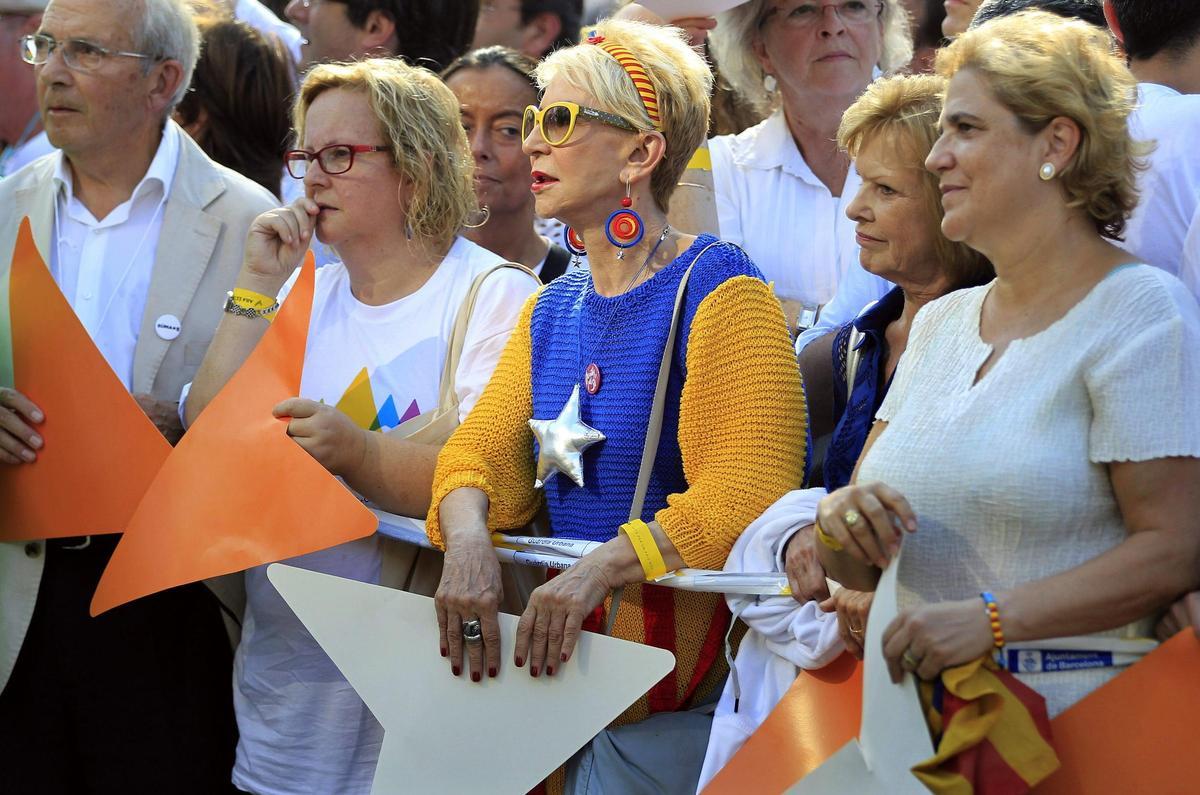 Karmele Marchante, en el centro, en una manifestación independentista en 2015.