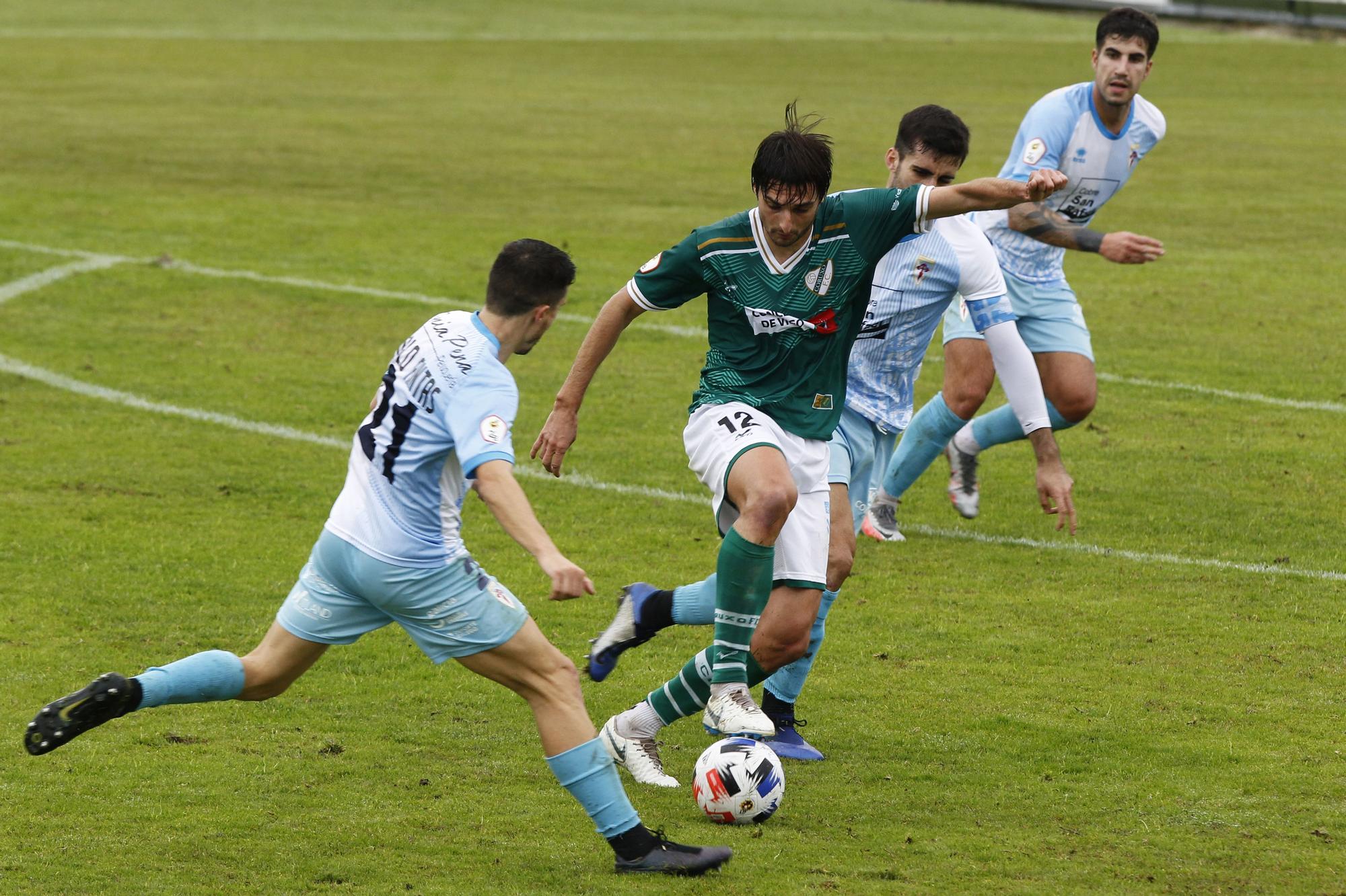 Coruxo-Compostela, un empate sin goles en O Vao