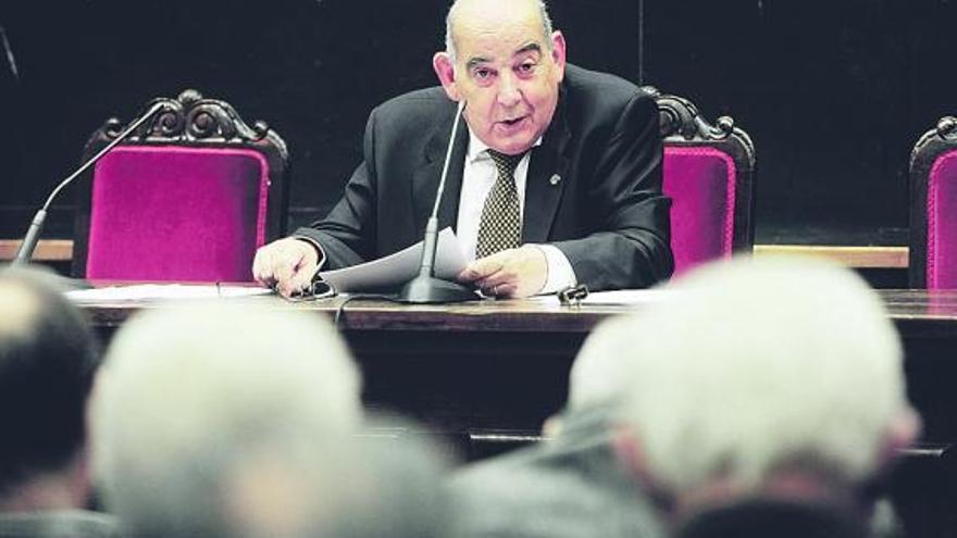 Juan Ignacio Ruiz de la Peña, durante su última lección.