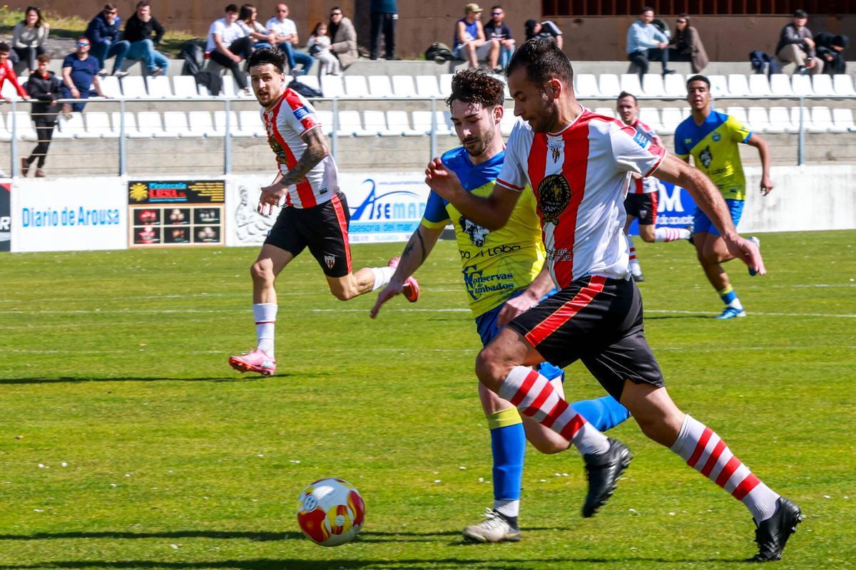 El Céltiga se lleva el derbi con el Cambados (2-0)