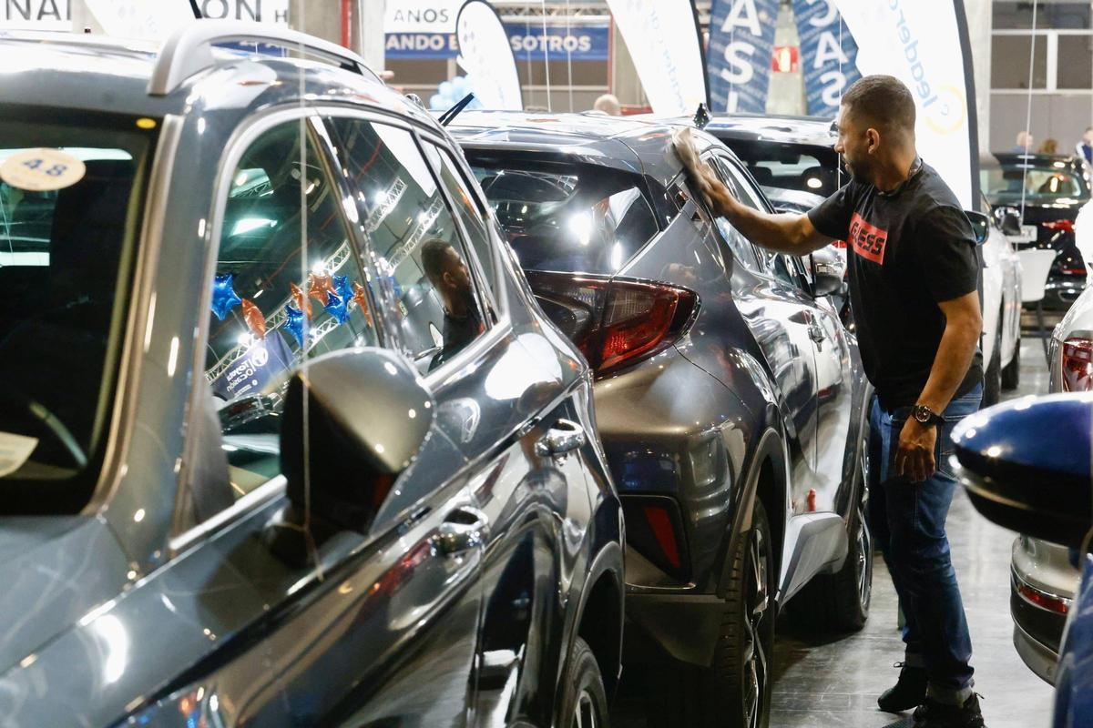 Los visitantes han comprado más de un millar de vehículos de ocasión en Feria Valencia