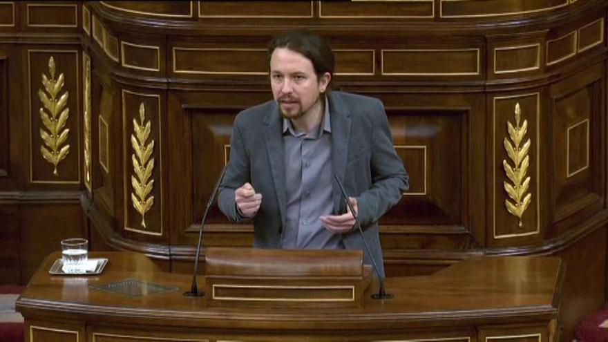 Iglesias acusa a Rajoy de manejar las cuentas de España "igual de bien" que las de su partido