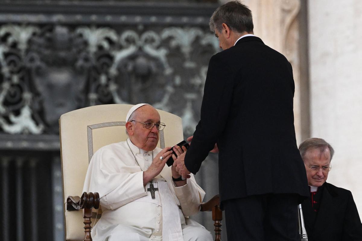 El Papa Francisco durante la audiencia general semanal en la plaza de San Pedro.