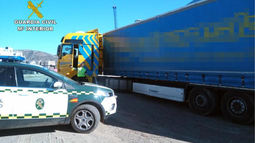 Detenido un camionero en Cartagena por septuplicar la tasa de alcohol