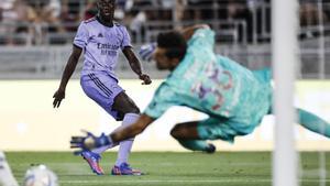 Ferland Merly, defensa del Real Madrid, en acción.