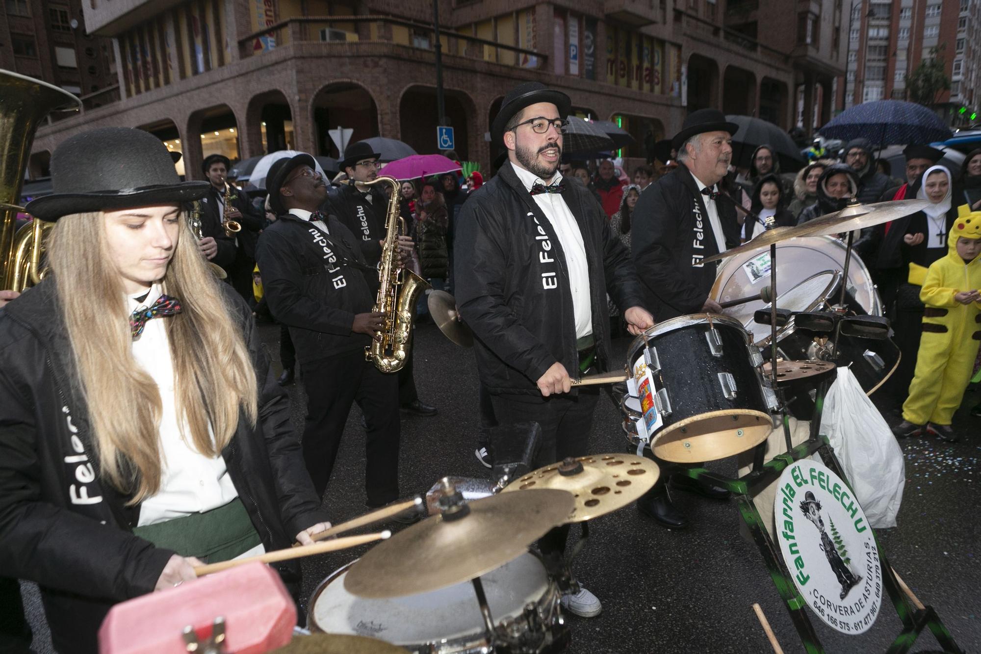 EN IMÁGENES: Gran desfile de Martes de Carnaval en Avilés