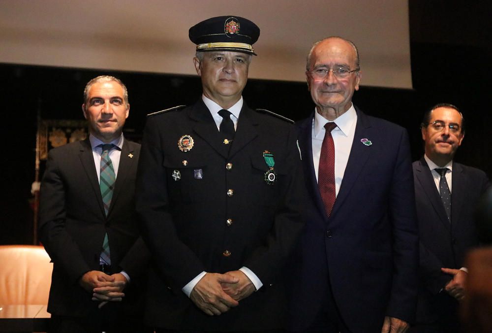 El cuerpo celebró la festividad de su patrón, San Rafael Arcángel, un día que coincide con los 175 años de la guardia municipal malagueña.