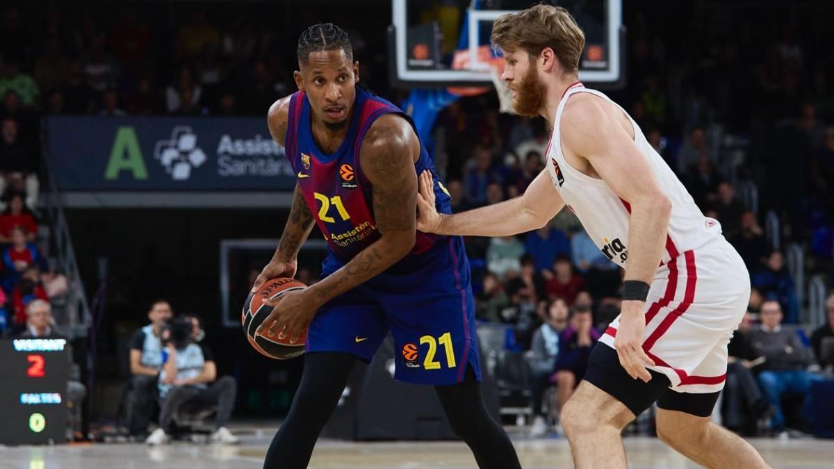Will Clyburn, en una acción del partido ante Olympiacos