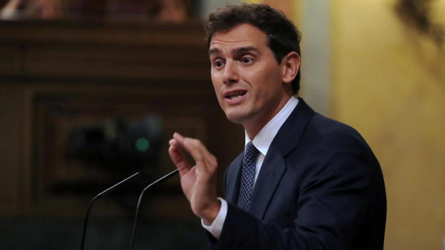 Albert Rivera: "Si Sánchez rectifica todavía hay tiempo de que este país se ponga en marcha"