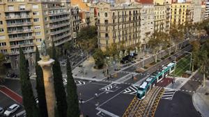 Barcelona estudia partir en dues fases la prolongació del tramvia
