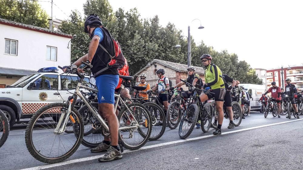 Marcha ciclista por la vía verde Alcoy-Gandia