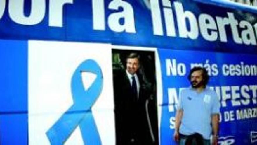 Rajoy pretende que su marcha supere a las unitarias anti-ETA