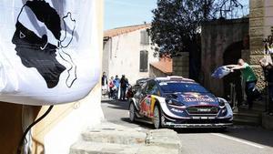 Ogier, durante la segunda jornada en Córcega