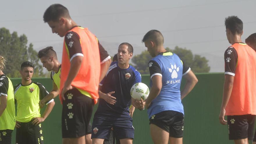 El filial del Elche recibe al Castellón el domingo a las 11.30 horas en el Díez Iborra