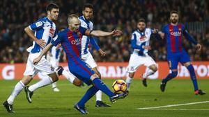 rozas36663130 gra350  barcelona  18 12 2016   el centrocampista del fc bar161218234021