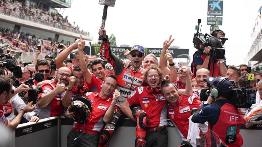 Jorge Lorenzo gana y confirma su gran sintonía con la Ducati