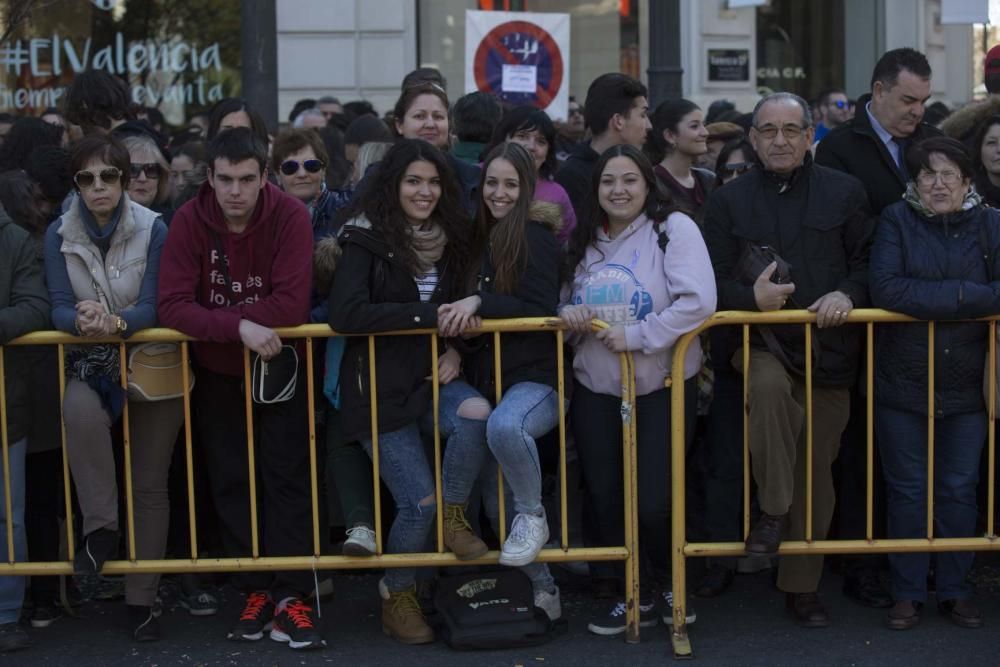 Búscate en la mascletà del 8 de marzo