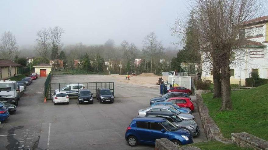 Despejado el solar para hacer el nuevo instituto en Cangas de Onís