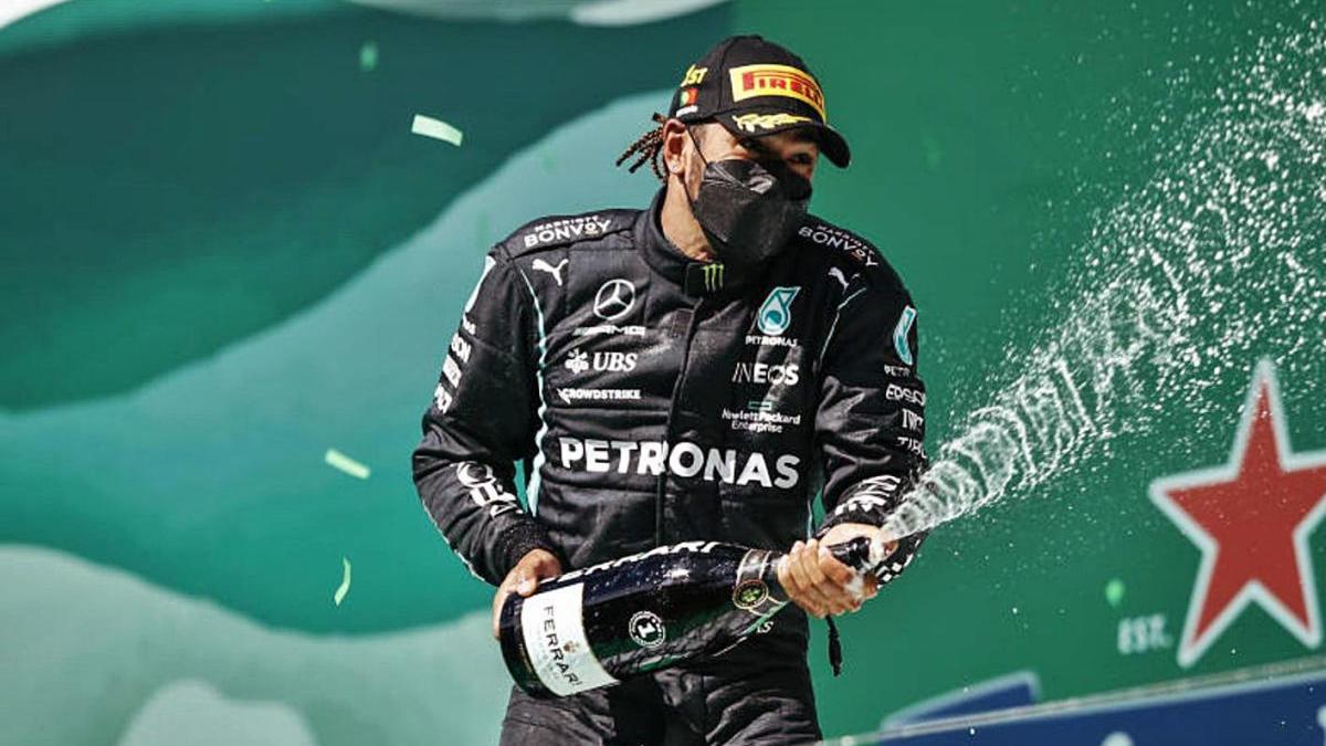 Hamilton torna a guanyar   a Portugal i Alonso acaba en la vuitena posició