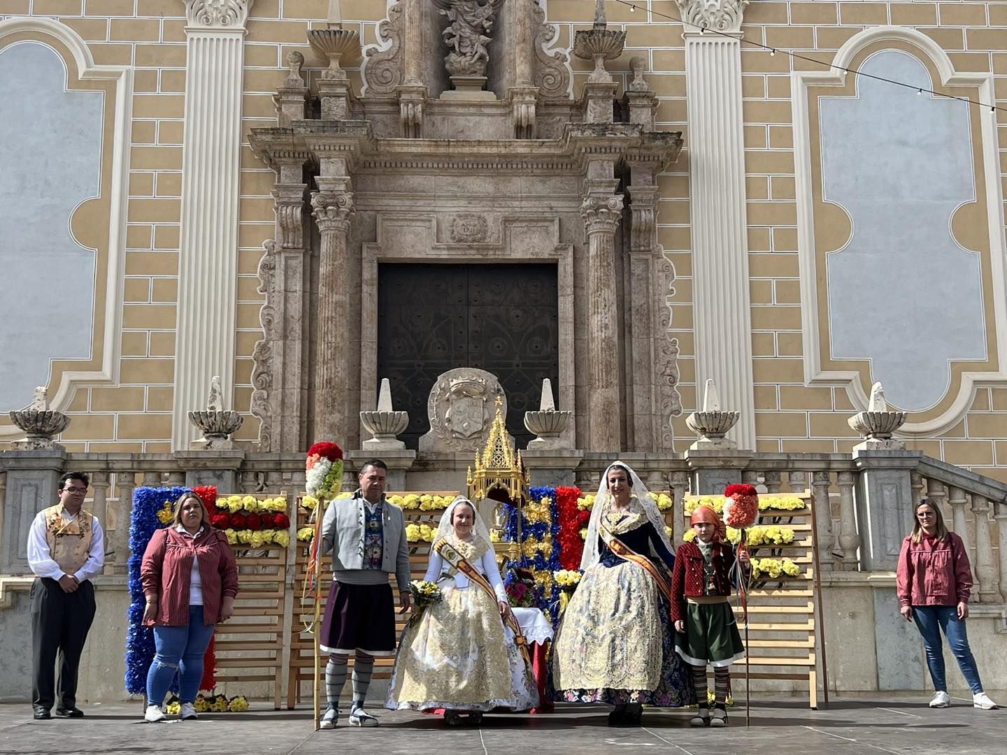 Benaguasil celebra su tradicional Ofrenda a la Mare de Déu de las Fallas de 2023