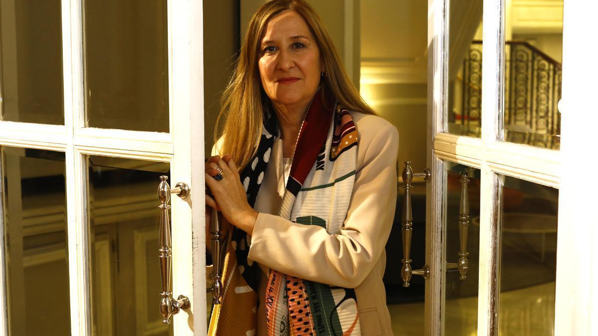 Luz Gabás clausurará este domingo la Feria del Libro de Jaca.