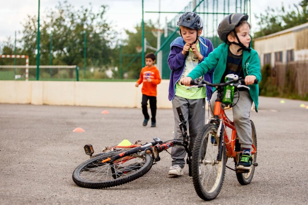 Por segundo año la escuela de iniciación al triatlón abre sus puertas a una ilusionante temporada de formación