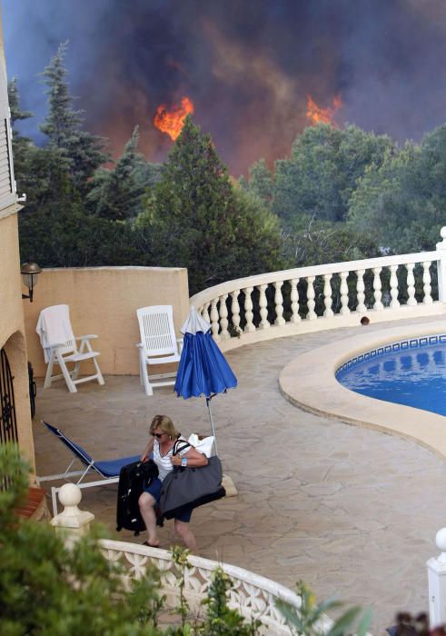 Incendio en Benitatxell y Xàbia