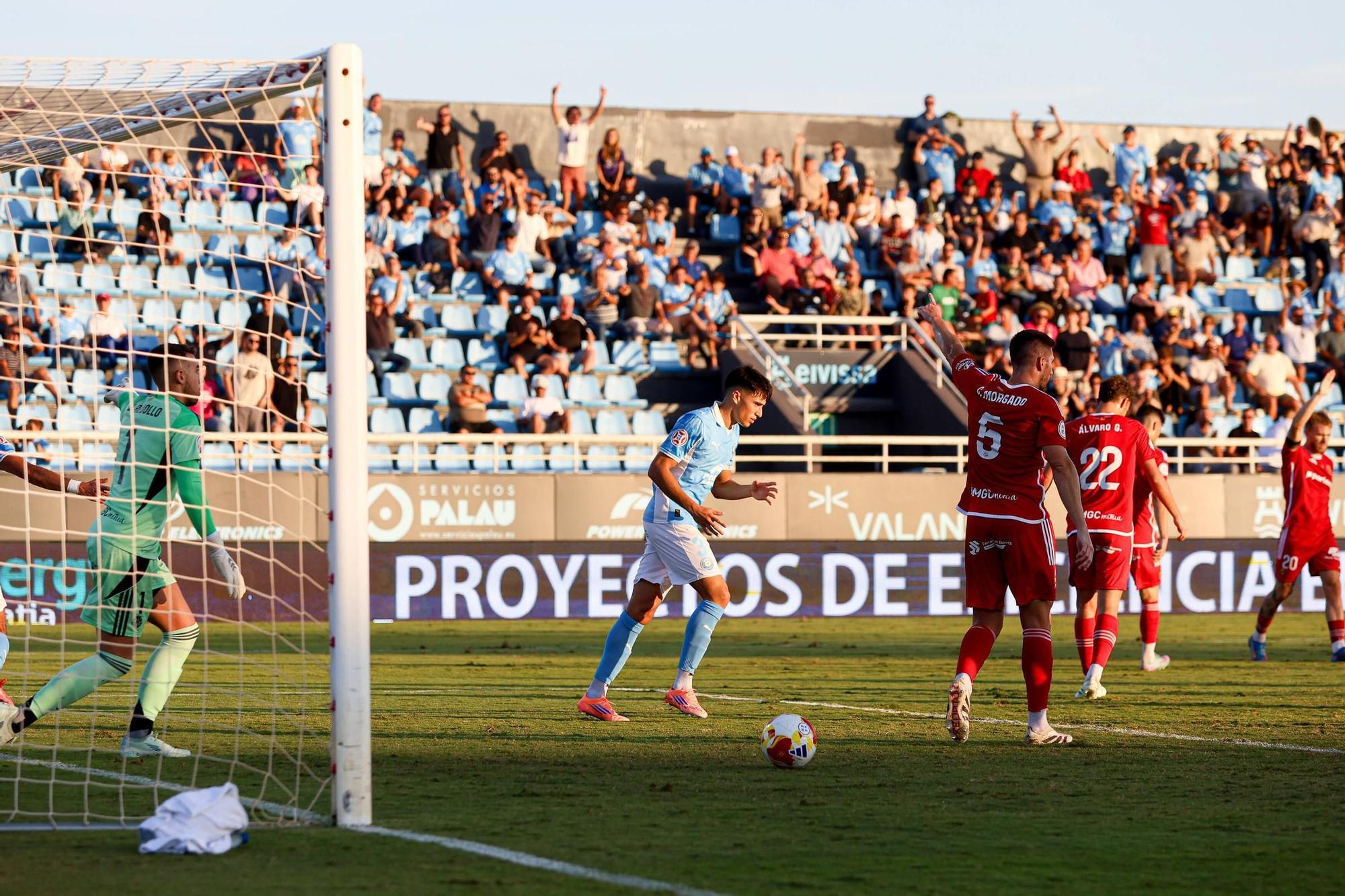 Mira aquí todas las fotos del partido de la UD Ibiza de hoy