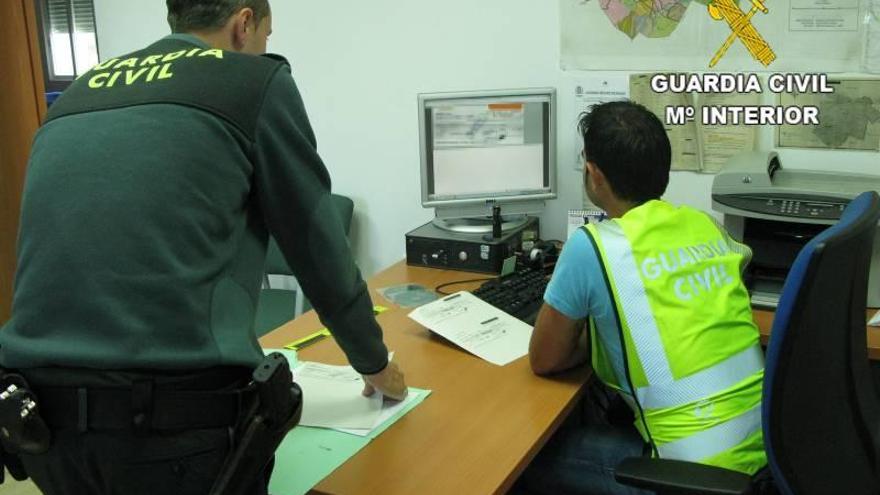 La Guardia Civil detiene a dos personas por hurto y receptación de material cerámico valorado en más de 400.000 euros en Onda