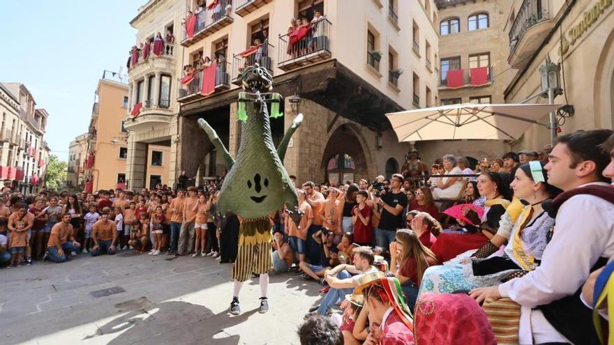 La imatgeria de Solsona causa sensació en uns participats Ballets de la Festa Major
