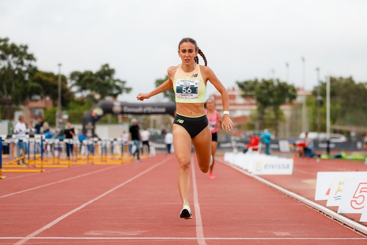 Daniela García es profeta en su tierra y vence en el 1500m