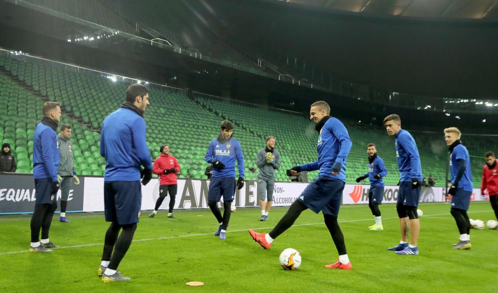 Entrenamiento del Valencia CF previo al partido ante el Krasnodar