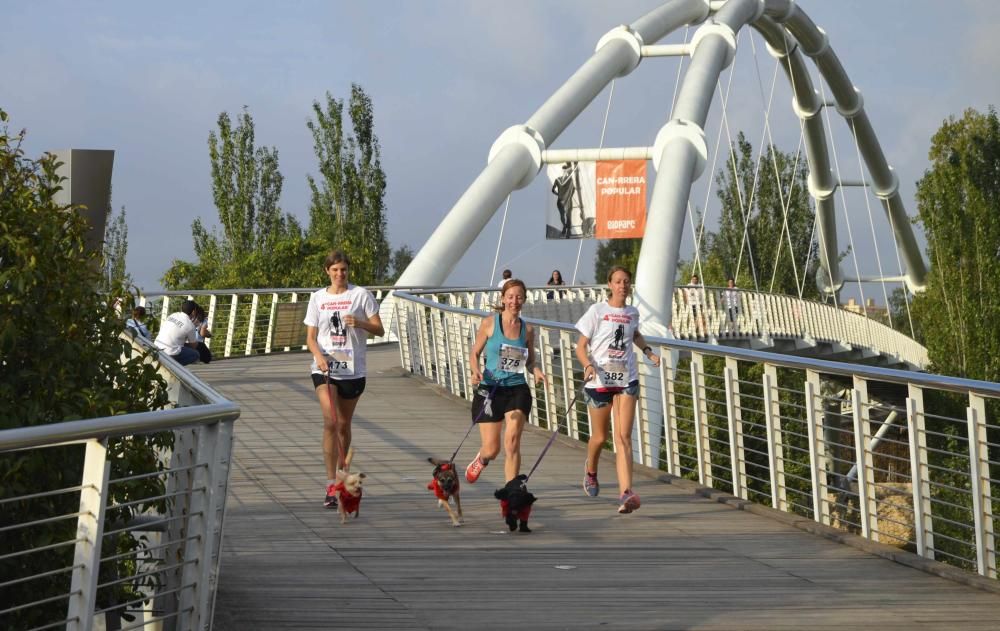 Los participantes en la cuarta Can-rrera.