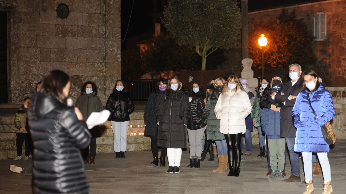 25N: Galicia salió a la calle vestida de morado