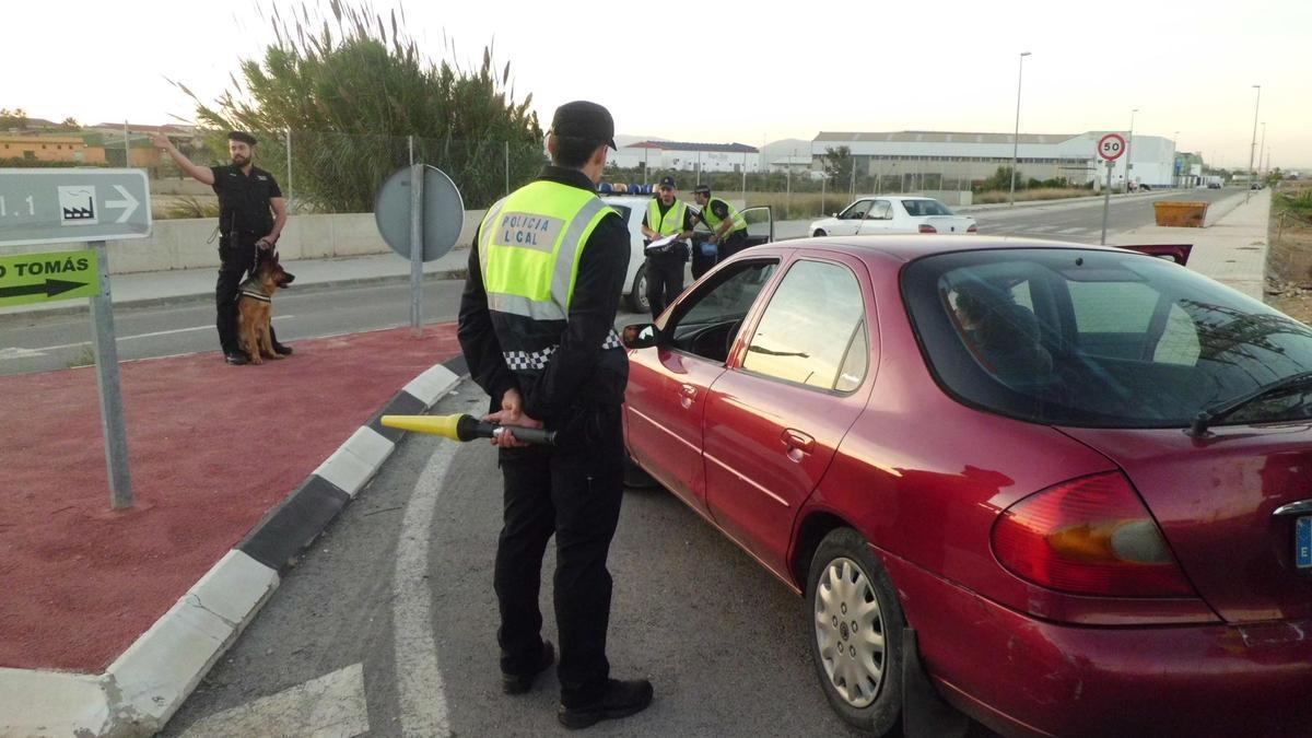 Control de la Policía Local en Alberic