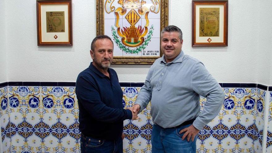 Las Fallas innovan: Una comisión de Turís designa dos presidentes para gestionar un censo de 600 falleros y la multiplicación de actos
