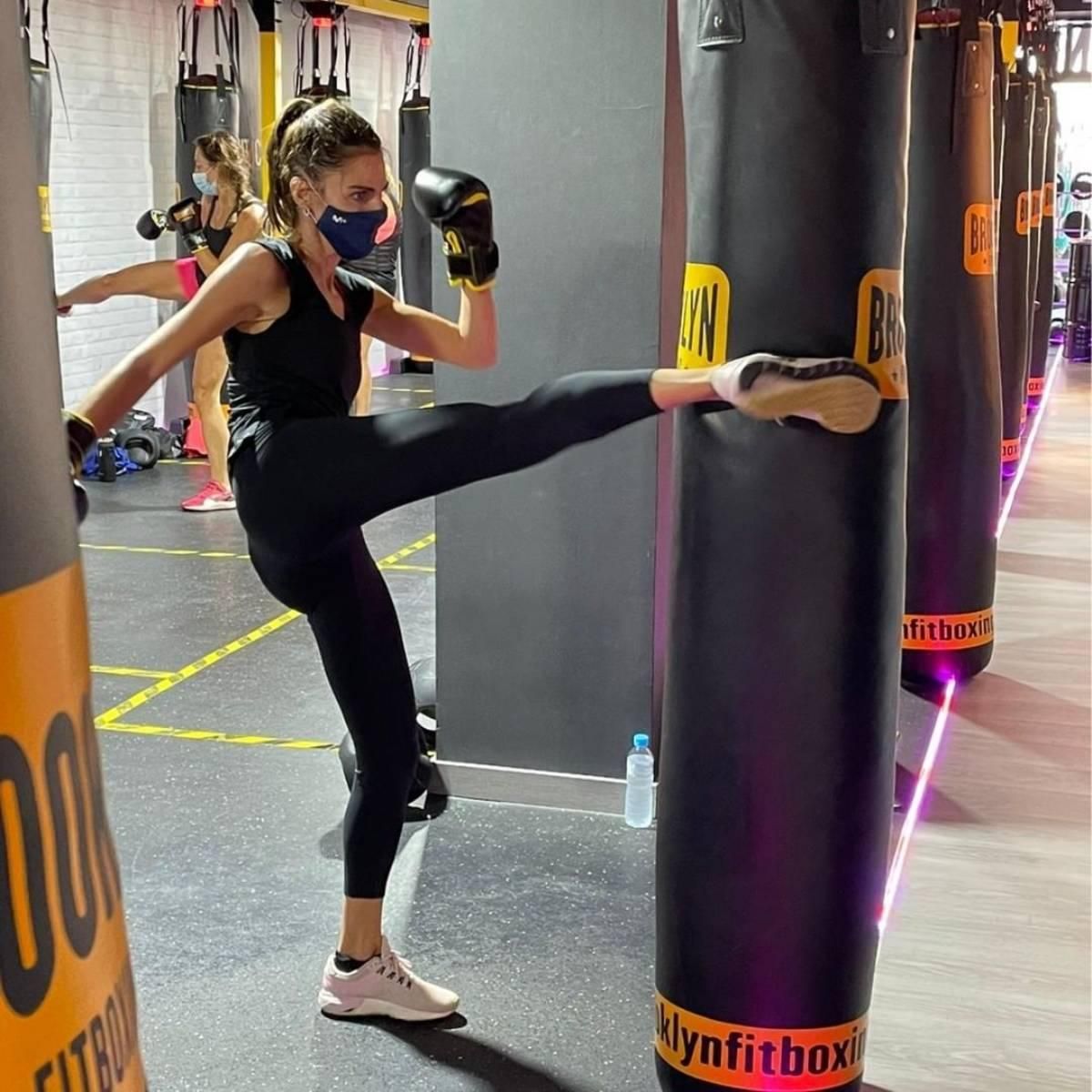 Amaia Salamanca practicando fitboxing