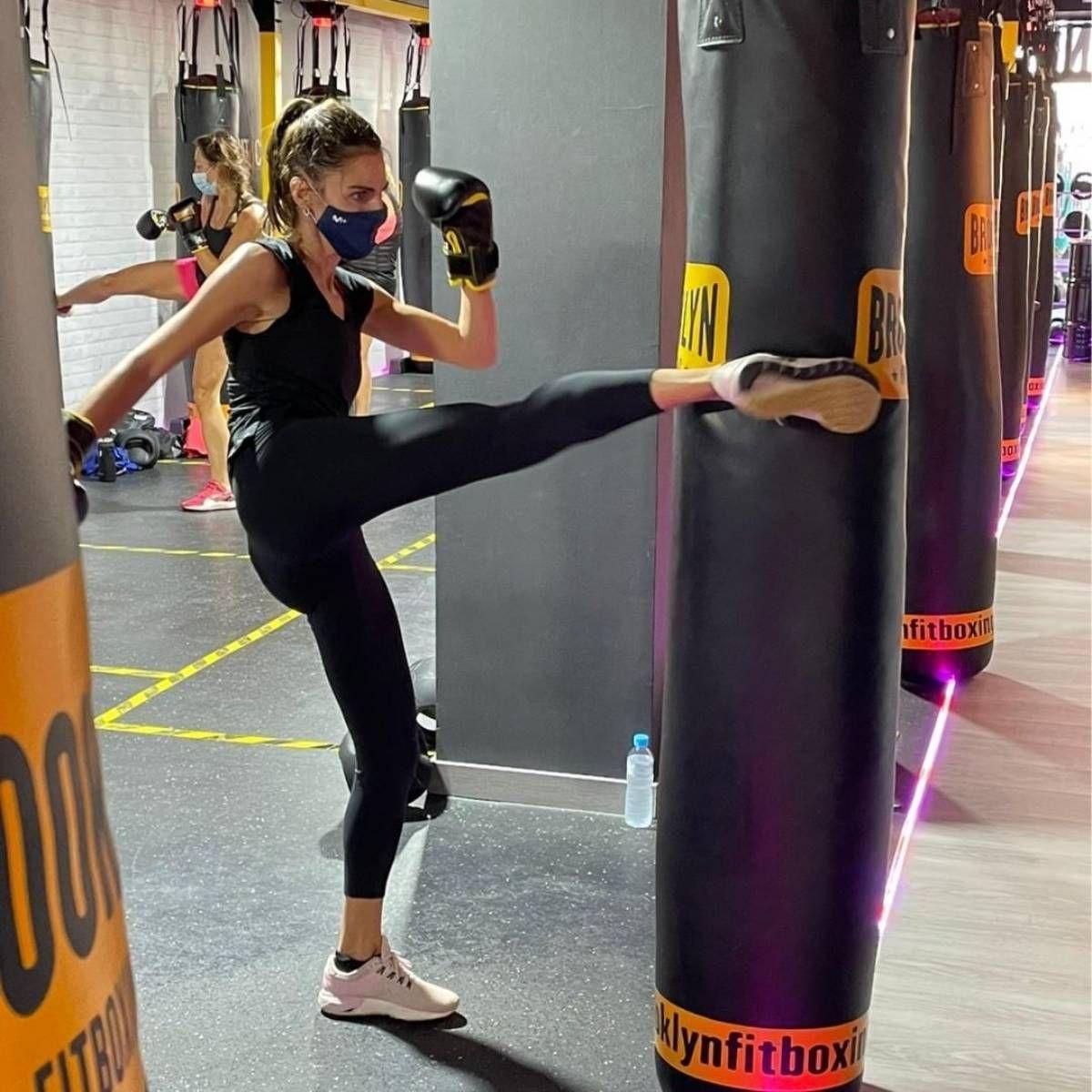 Amaia Salamanca practicando fitboxing