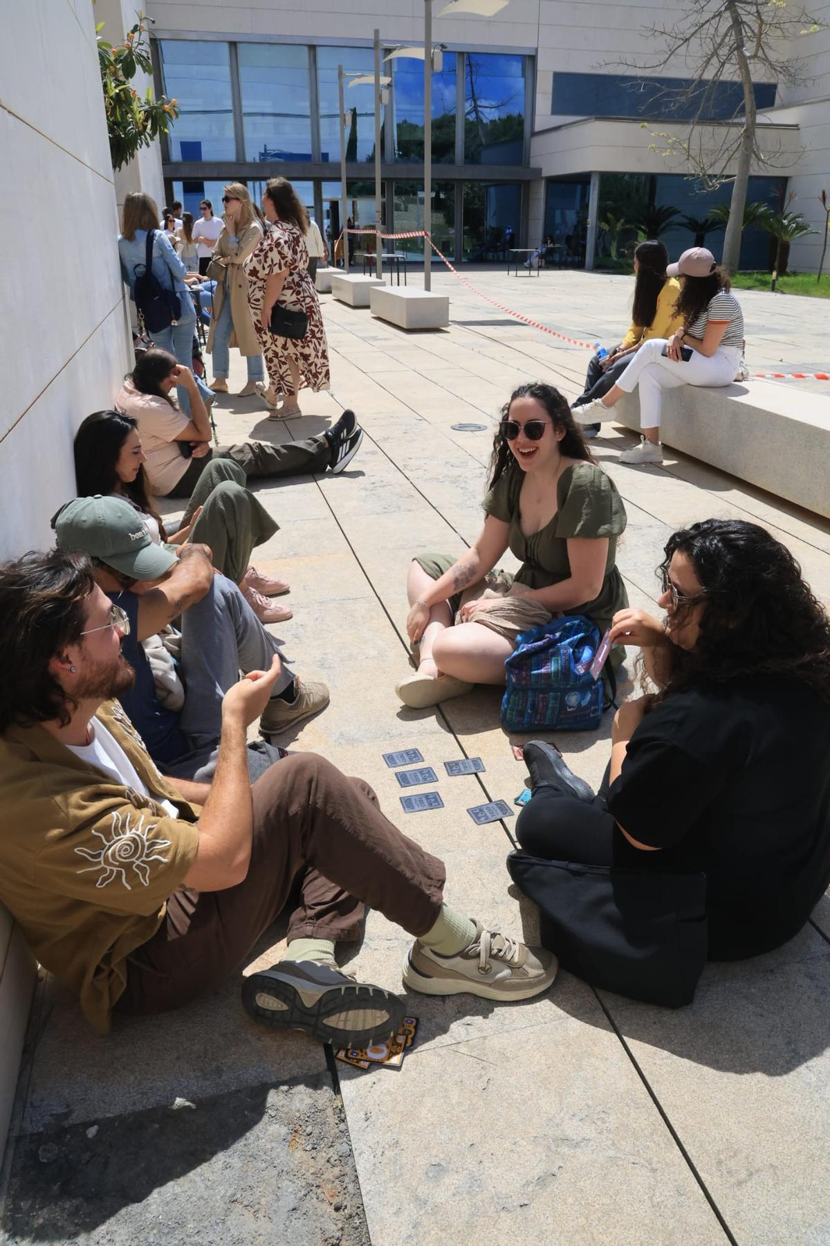 Así ha arrancado el casting de "Enredados" en Alicante