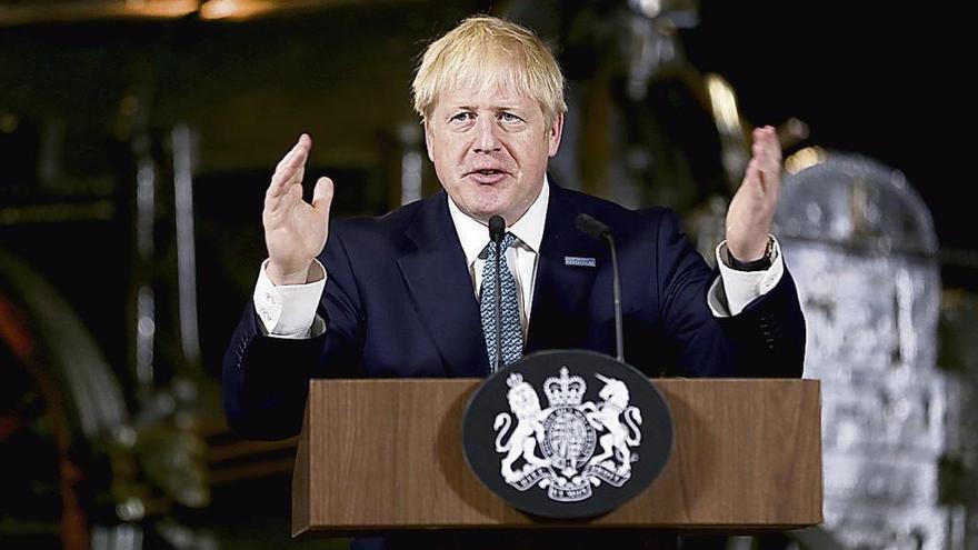 Johnson, este sábado, en el Museo de la Ciencia y la Industria de Manchester. // Reuters