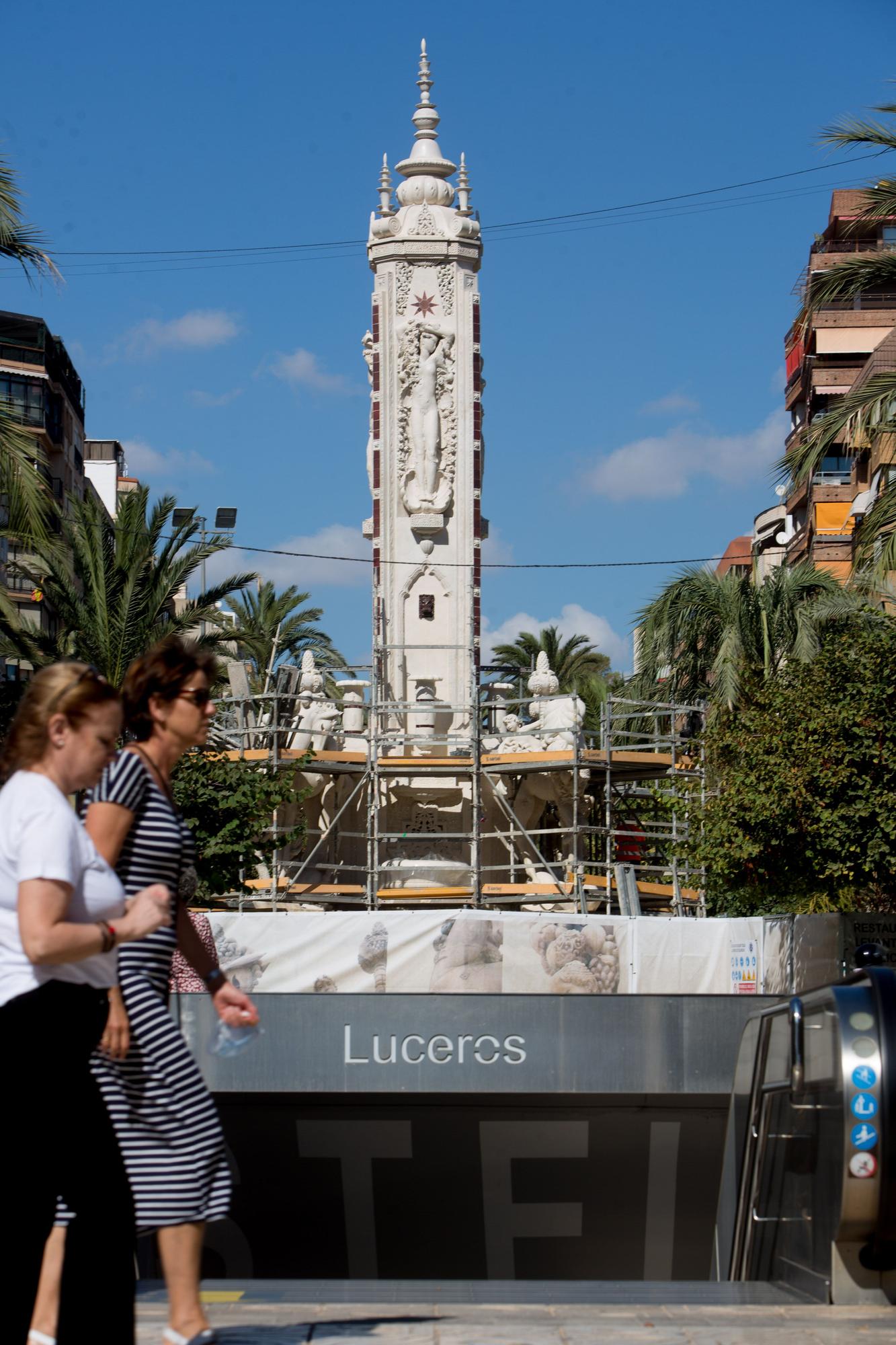 Retiran los andamios de Luceros