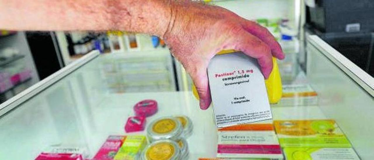 La píldora del día después, pastilla anticonceptiva de urgencia, en una farmacia.