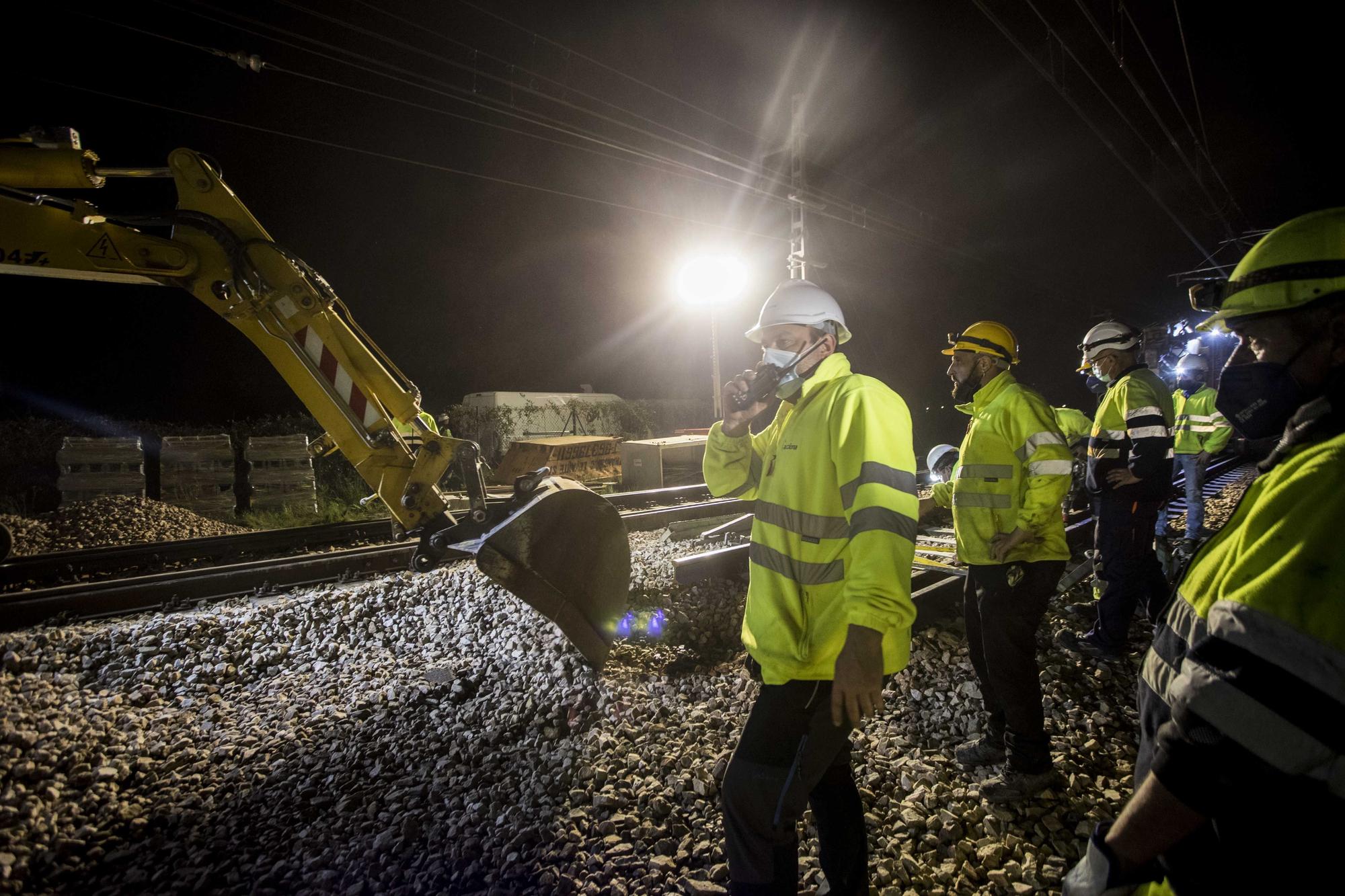 Las obras del tercer hilo en el corredor mediterráneo avanzan en la estación de Massalfassar