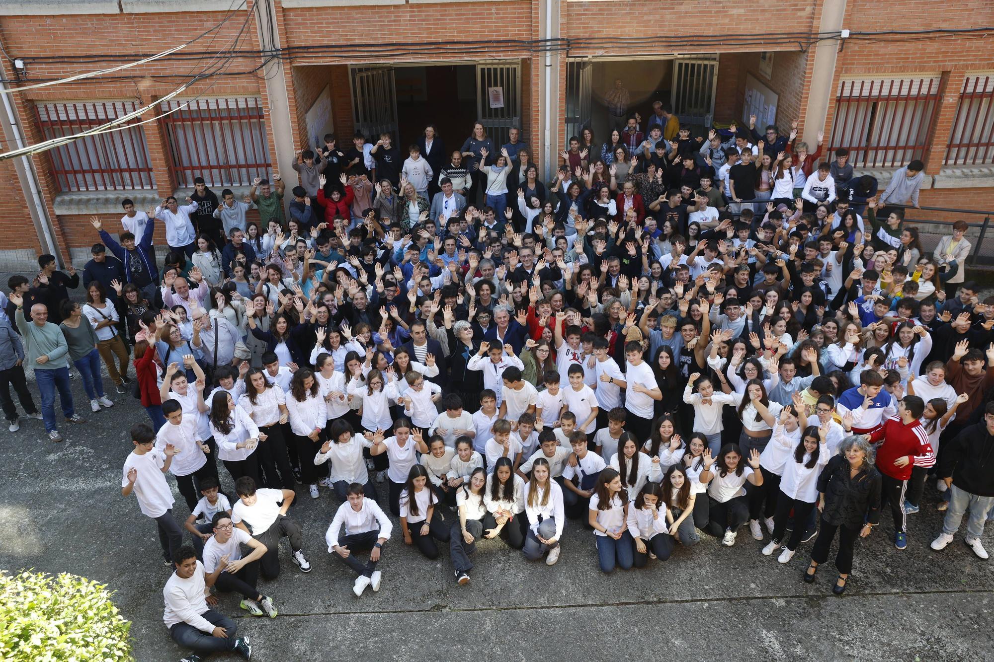 El mensaje a las estudiantes asturianas y una reivindicación de la matemática Daubechies en Grado