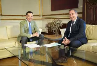 Moreno analiza con el rector de Loyola los hitos de la universidad