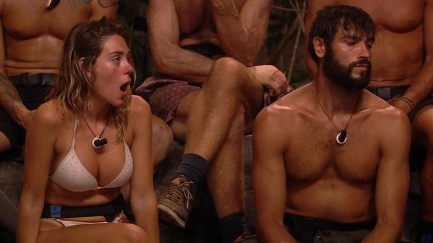 'Supervivientes' sanciona a Claudia y Gerard tras su bronca más grave con uno de los castigos más duros del reality