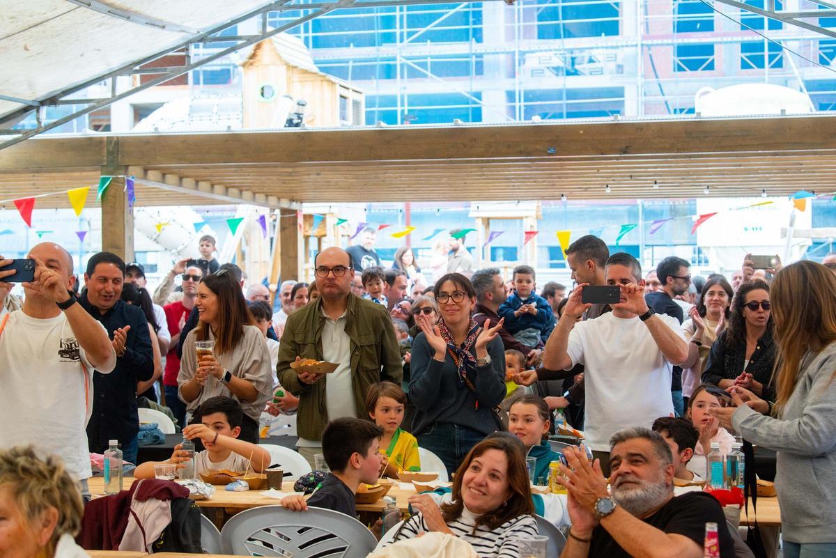 El barrio de Xuxán celebra sus primeras fiestas