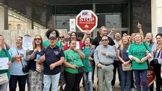 Desahucios sin escudo social: Los fondos buitre dejan en la calle a más de 30 familias en València