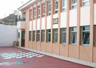 Los colegios de Canarias decidirán si reducen la jornada por calor o dan clases ‘online’